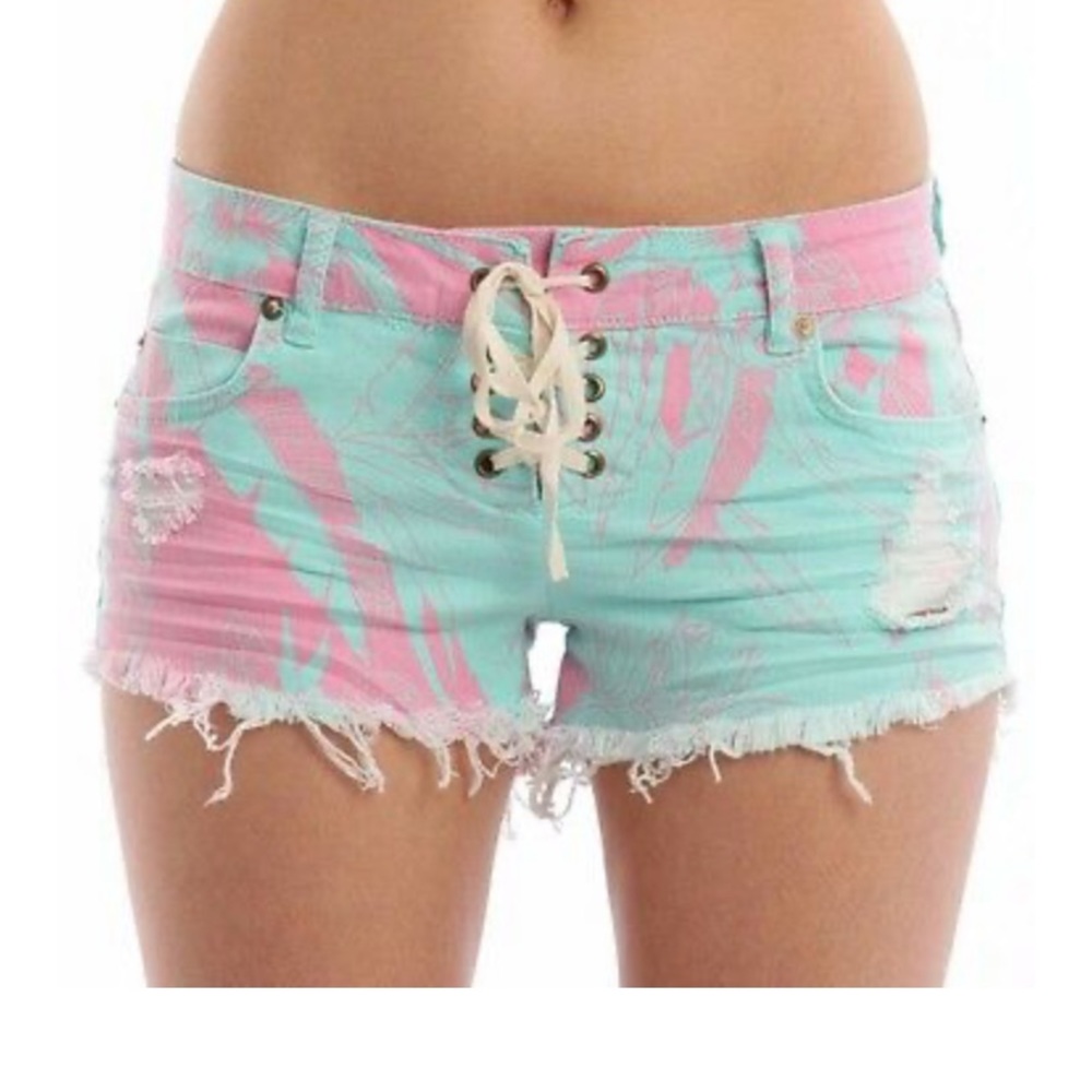 Billabong lite hearted cord shorts